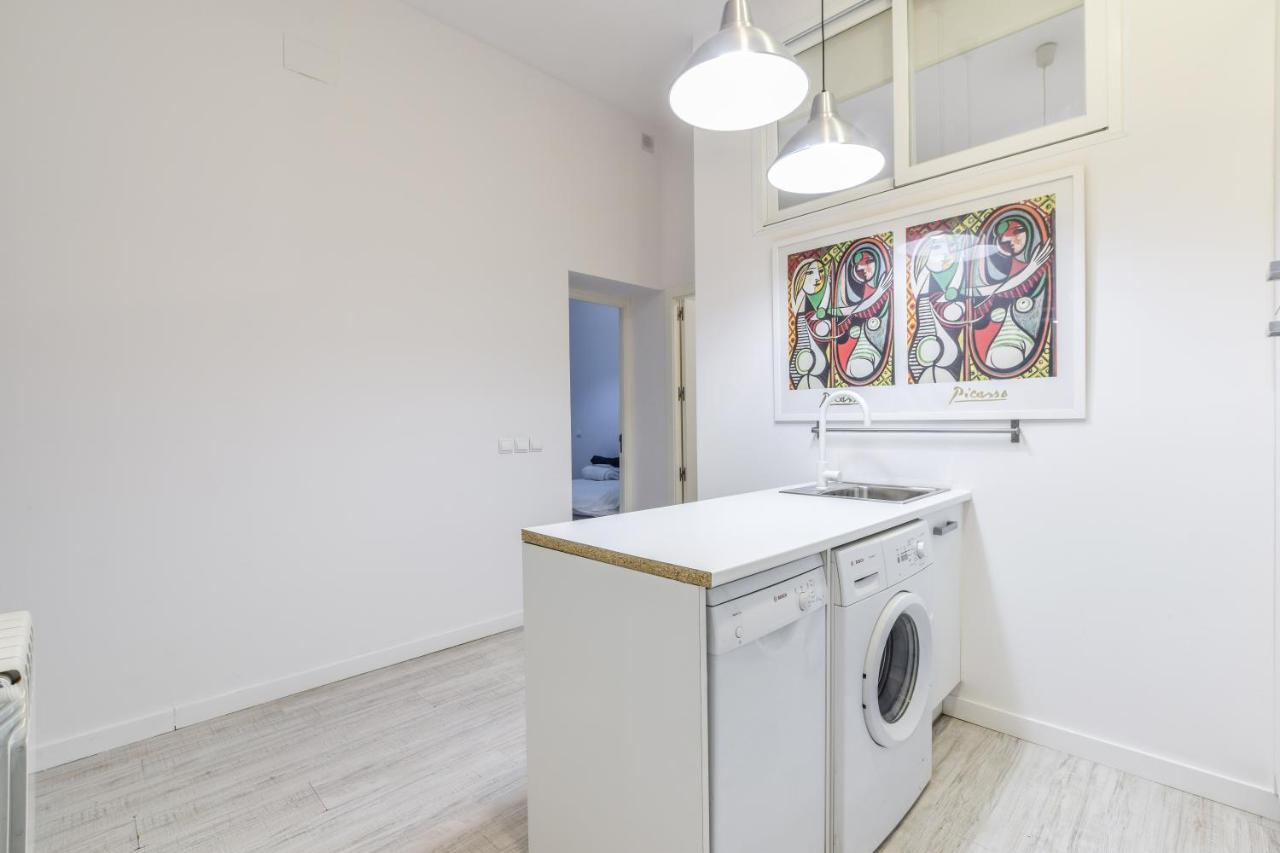 Amplio Apartamento En Malasana Para 6 Personas Apartman Madrid Kültér fotó