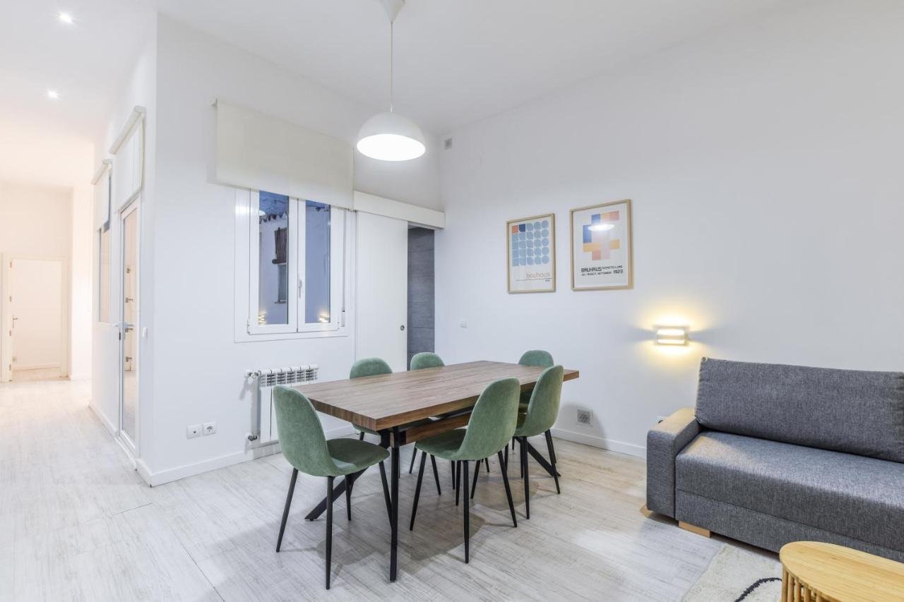 Amplio Apartamento En Malasana Para 6 Personas Apartman Madrid Kültér fotó